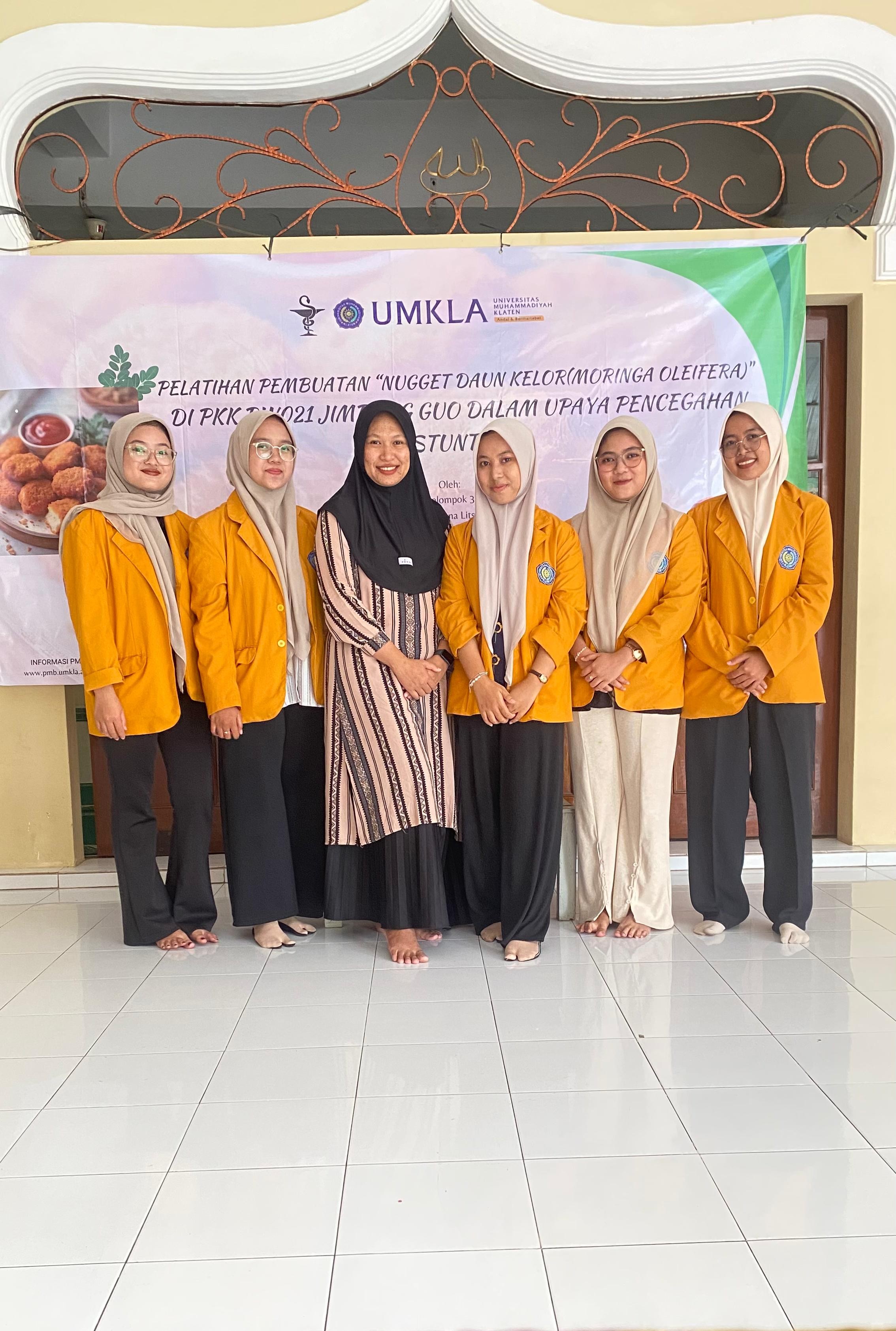 “Cegah Stunting Sebelum Genting” Mahasiswa Farmasi UMKLA Edukasi Warga tentang Stunting dan Pelatihan Inovasi Olahan Makanan Berbahan Dasar Daun Kelor 3